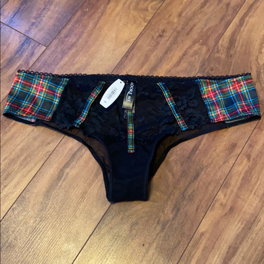 Plaid cheeky underwear